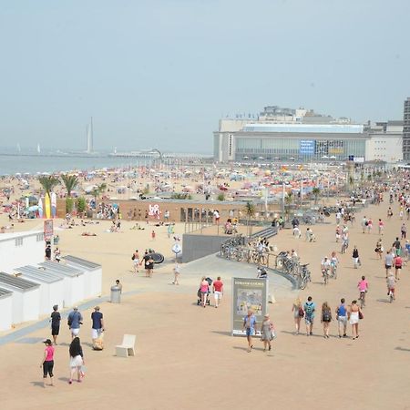 Appartement Studio Direct Aan Het Hoofdstrand Van Oostende - Naast Casino Extérieur photo
