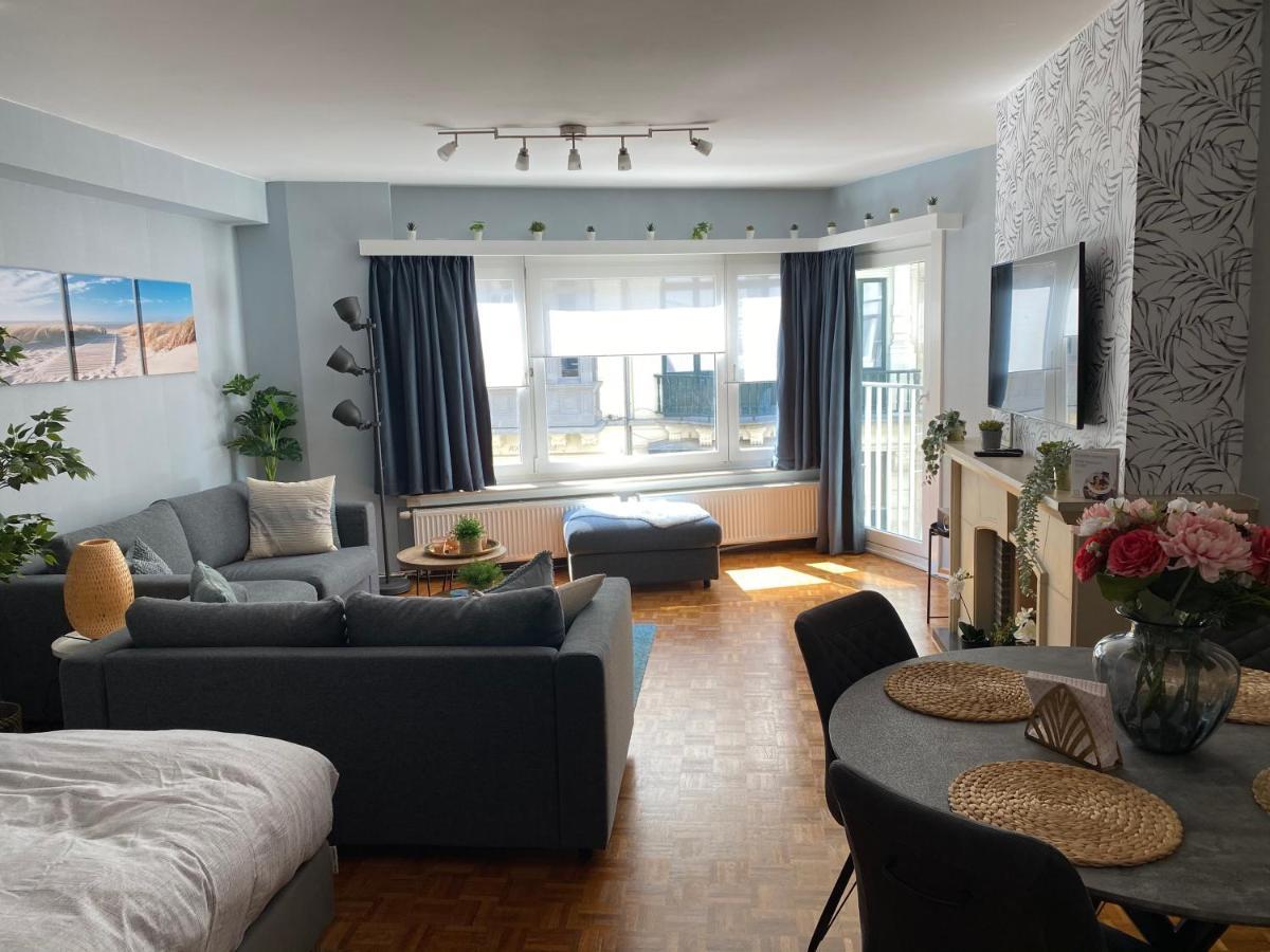 Appartement Studio Direct Aan Het Hoofdstrand Van Oostende - Naast Casino Extérieur photo